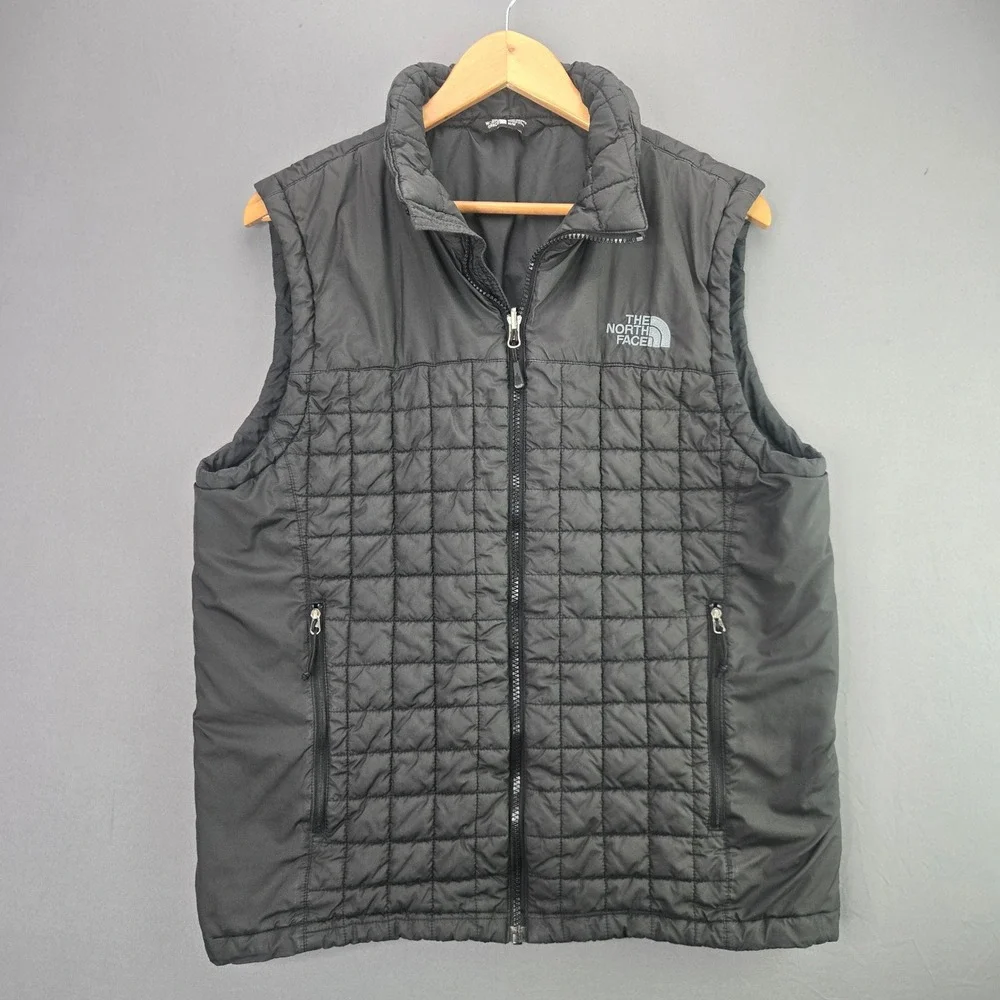 The North Face Thermoball Vest Puffer Quilted Medium Black Mens Full Zip Insula